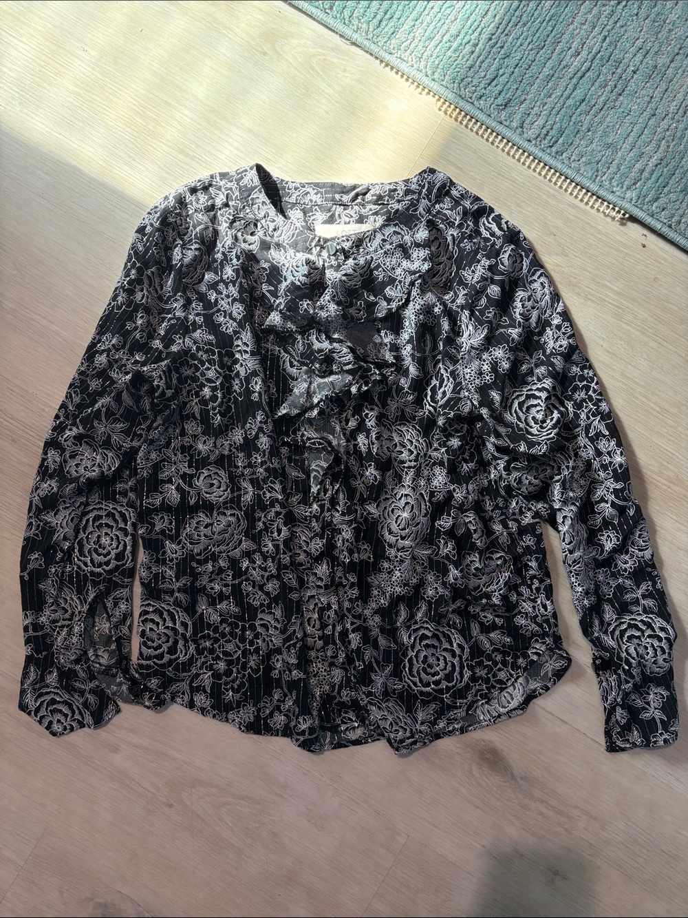 LOFT Black and White Floral Ruffle-Front Blouse
